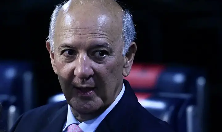 TSE nega registro de candidatura de Arruda ao governo do DF